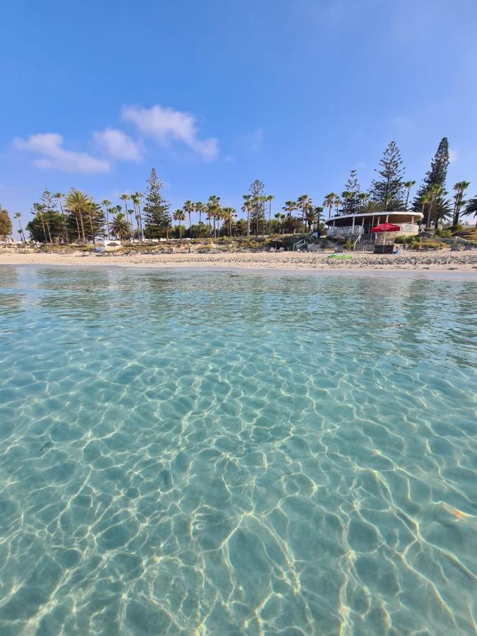Nissi Golden Sands Sea View 2 Bedroom Apartment Ayia Napa Exteriér fotografie